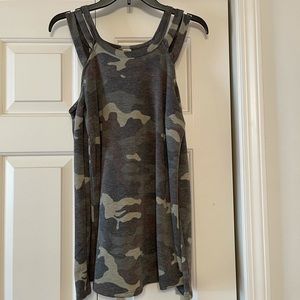 Long sleeve cold shoulder camouflage shirt.
